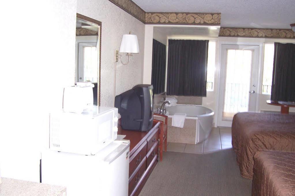 Country Inn & Suites By Radisson, Pigeon Forge South, Tn Eksteriør bilde